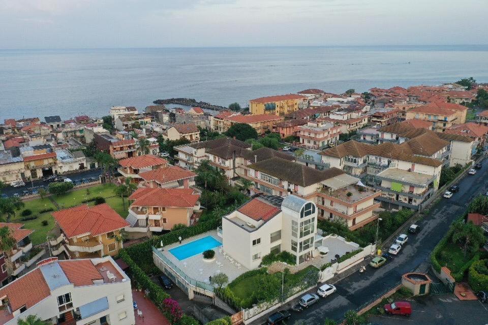 里波斯托Path House - Etna & Sea View公寓式酒店 外观 照片